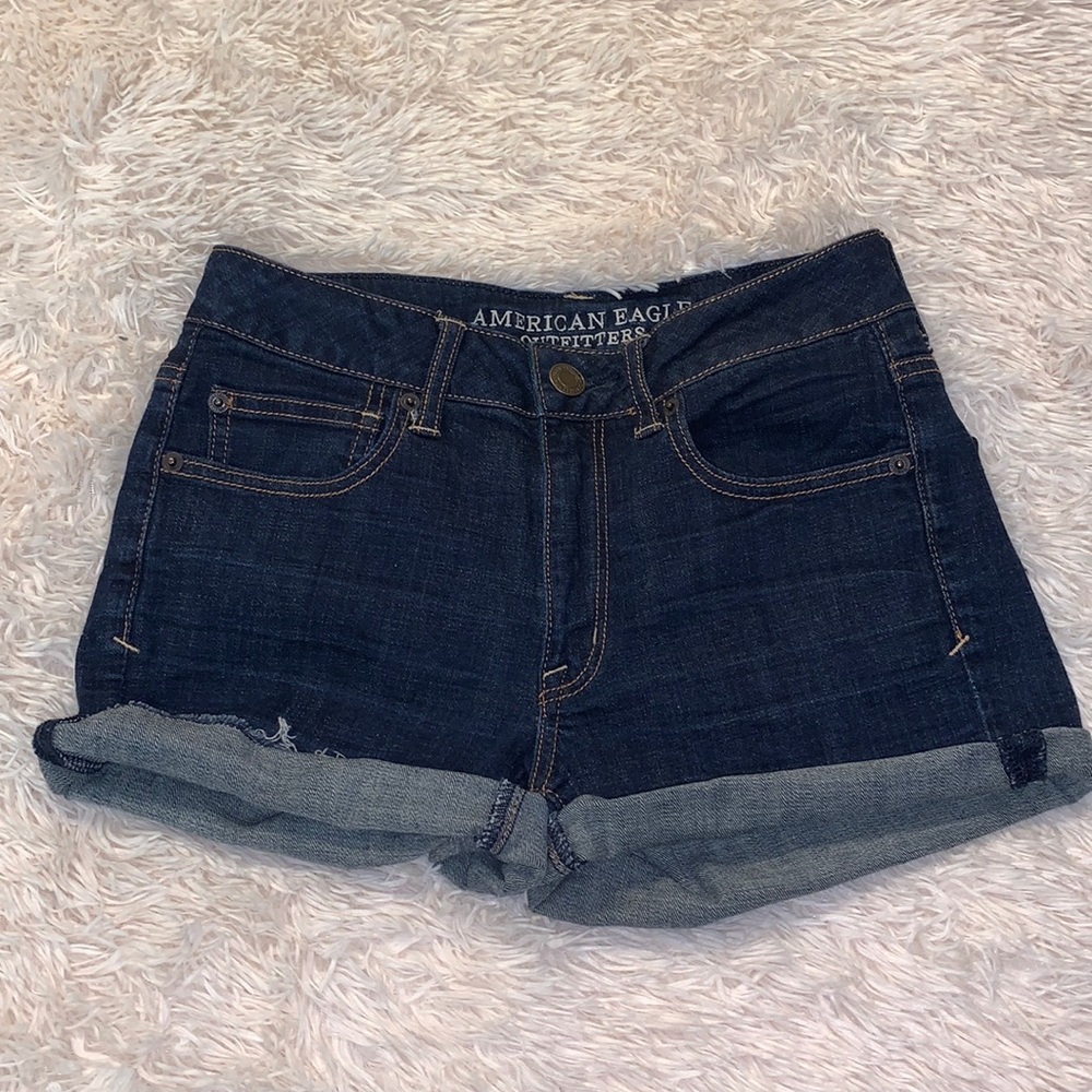 AMERICAN EAGLE DARK WASH SUPER STRETCH SHORTS SIZE 6